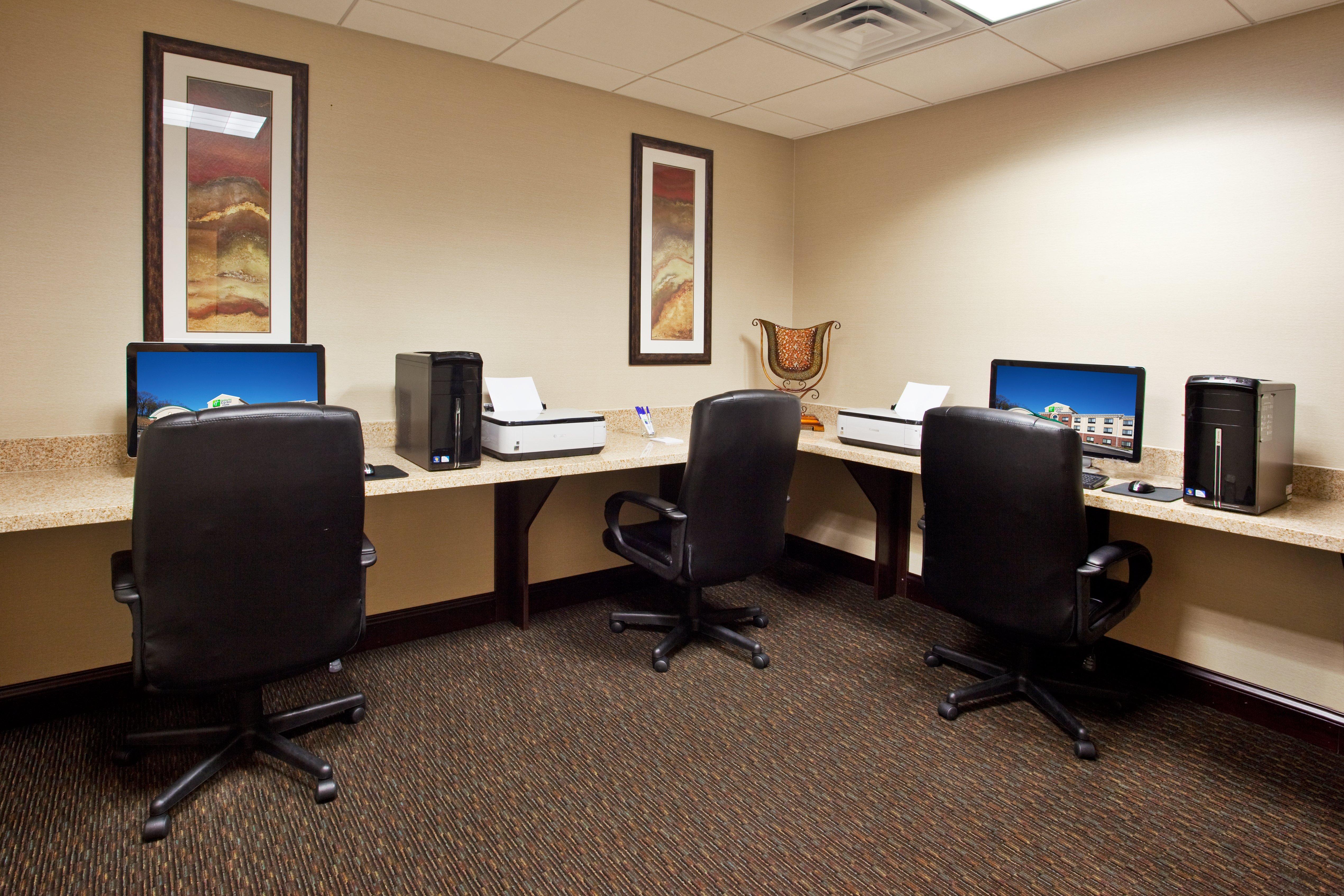 Holiday Inn Express & Suites Zanesville North By Ihg Bagian luar foto